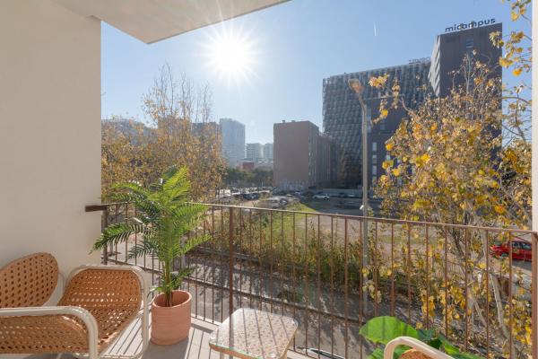 Продажа квартиры на Piso en Ramón Llull, 511, La Mina, Sant Adriá de Besós, Сант-Адрия-де-Бесос
 photo 1
