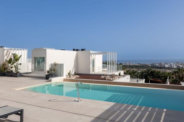 Casa o chalet independiente en Calle Luxemburgo, Siam Mall área, Costa Adeje s/n, La Caldera, Adeje photo 2