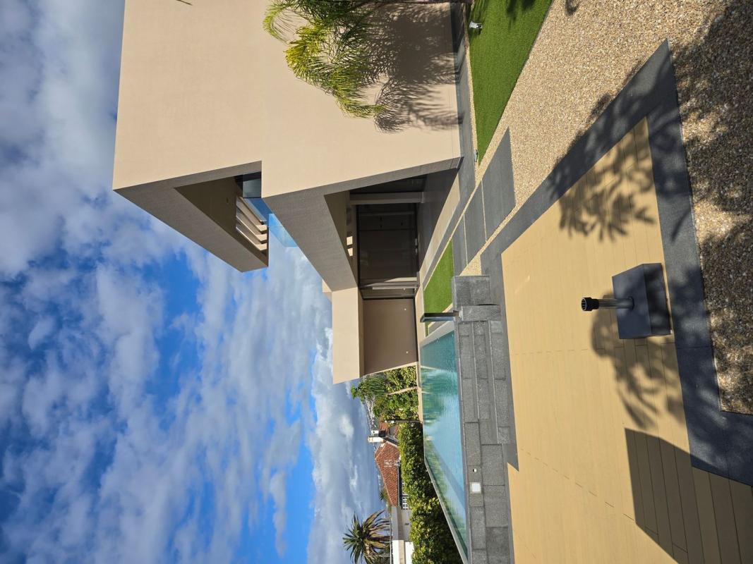 Properties for sale and rent in Spain photo 2