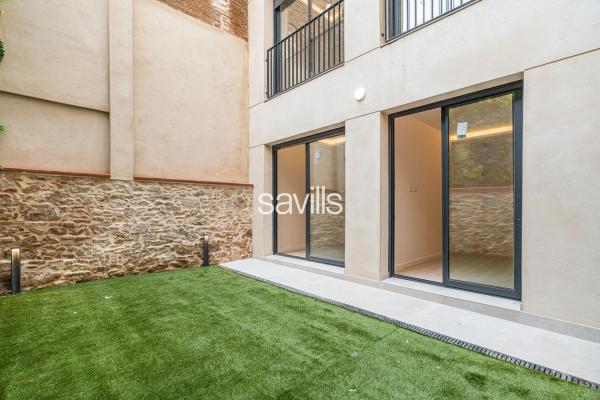 Venta de piso en Piso en Calle independencia, 288, El Camp de l'Arpa del Clot, Barcelona, Barcelona
 photo 1