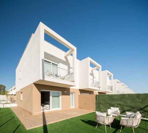 Chalet adosado en Manuel Piñero, 1, Las Pajanosas, Guillena photo 1