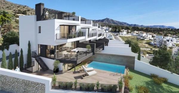 Chalet adosado en Calle londres, 8, Capistrano, Nerja photo 2