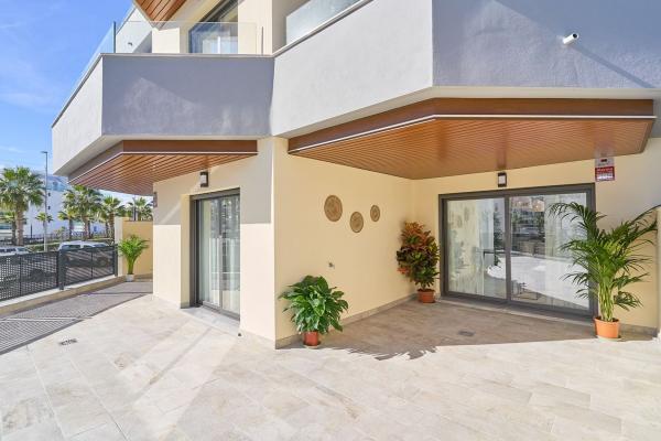 Продажа квартиры на Piso en Calle Almería, 102, Urbanización Santa Rosa, Torrox, Торрокс
photo 1
