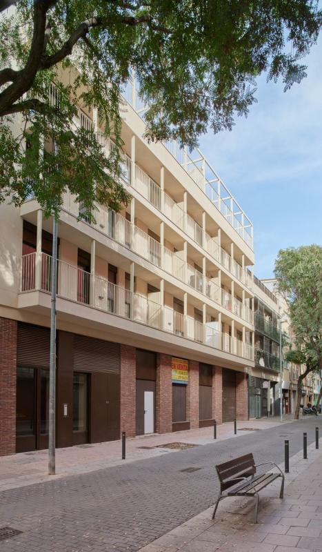 Venta de piso en Piso en Calle President Lluís Companys, 22, Riu, Santa Coloma de Gramenet, Santa Coloma de Gramenet
 photo 3