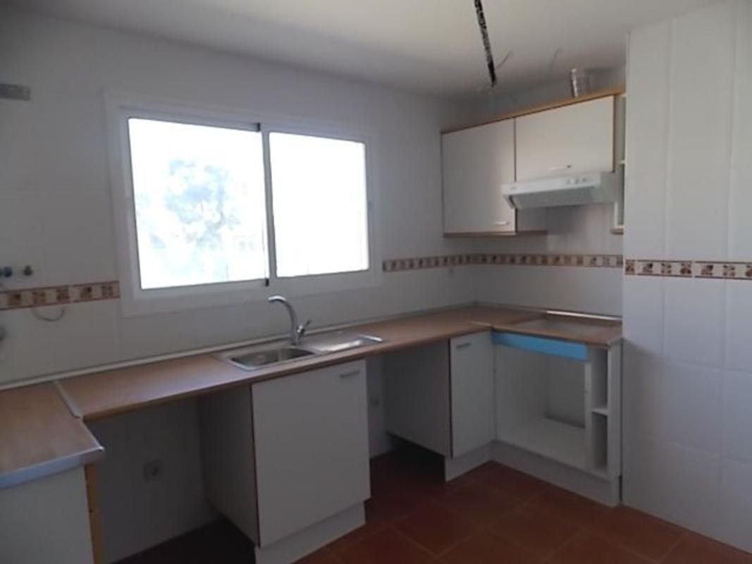 Properties for sale and rent in Spain photo 2