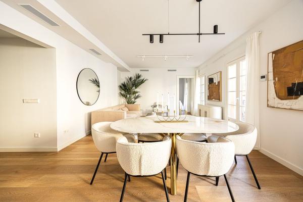 Продажа квартиры на Piso en Calle Tallers, 55, El Raval, Barcelona, Барселона
 photo 1