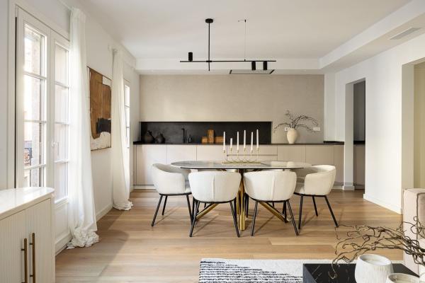 Продажа квартиры на Piso en Calle Tallers, 55, El Raval, Barcelona, Барселона
 photo 1