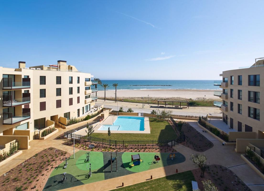 Sale of apartment in Piso en Avenida Jaume I, 125, 135, Pla de Sant Pere-Les Salines, Cubelles, Cubelles
photo 5