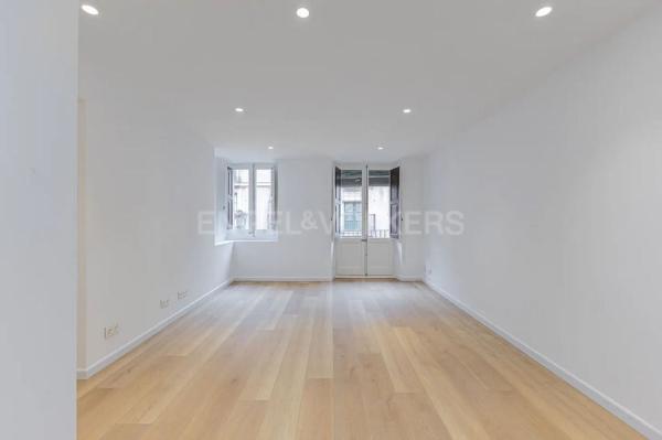Sale of flat in Piso en Calle Nou de la Rambla, El Raval, Barcelona, Barcelona
 photo 4