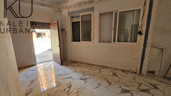 Local en Carolinas Bajas, Alicante / Alacant photo 4