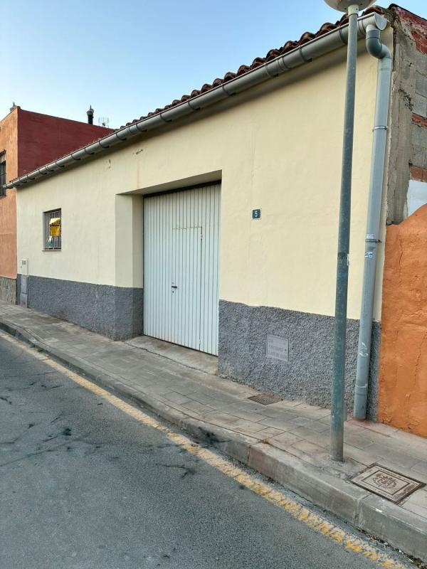 Properties for sale and rent in Spain photo 2