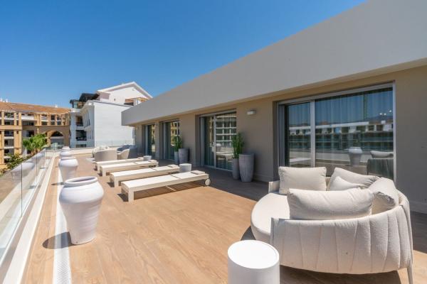 Аттик на продажу в Ático en Avenida Mar Mediterráneo, 12, Linda Vista-Nueva Alcántara-Cortijo Blanco, Marbella, Марбелла photo 1