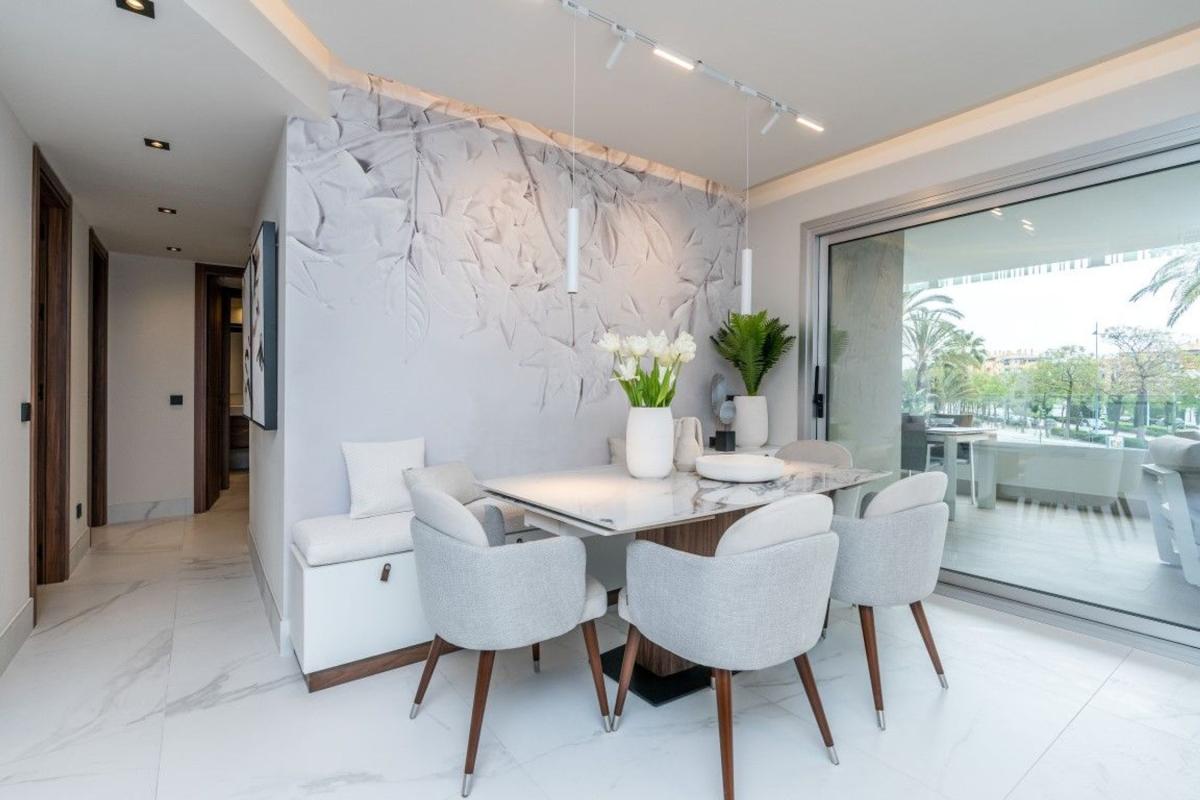 Sprzedaż poddasza w Ático en Avenida Mar Mediterráneo, 12, Linda Vista-Nueva Alcántara-Cortijo Blanco, Marbella, Marbella photo 1