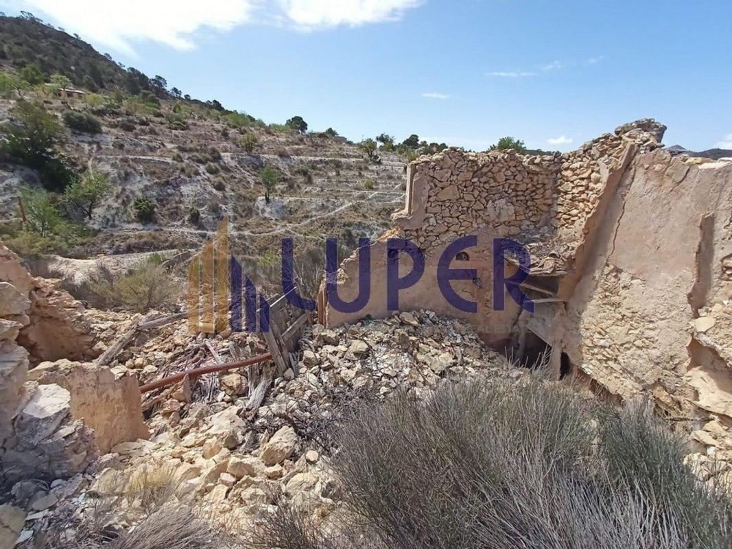 Terreno en venta en Jijona / Xixona, Alicante photo 2