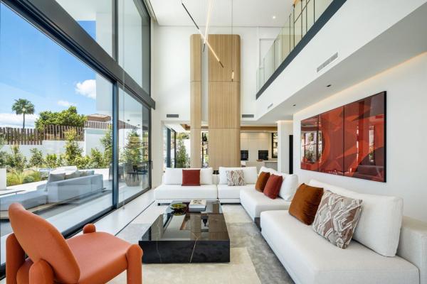 Casa o chalet independiente en The List s/n, Bello Horizonte-Lindasol, Marbella thumbnail 1