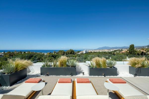 Casa o chalet independiente en The List s/n, Bello Horizonte-Lindasol, Marbella photo 4