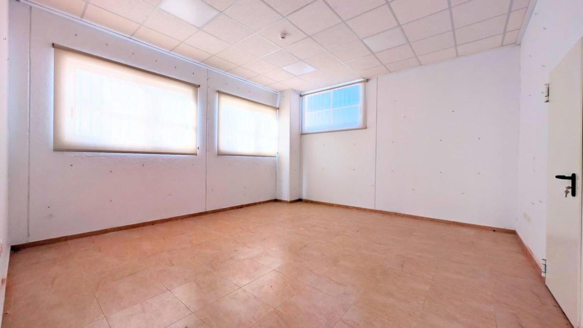 Properties for sale and rent in Spain photo 5