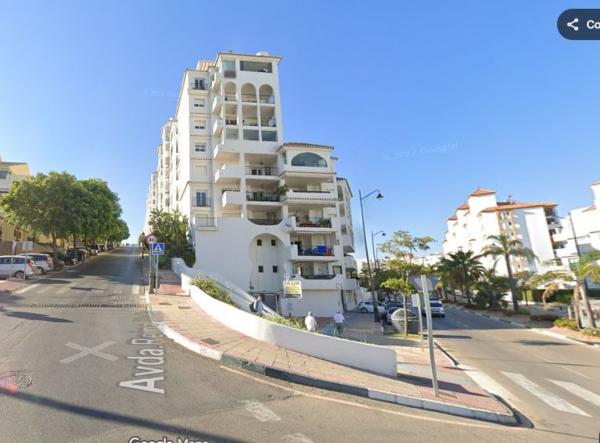 Sprzedaż mieszkania w Piso en Avenida Reina Sofia, 39, Puerto de Estepona, Estepona, Estepona
photo 1