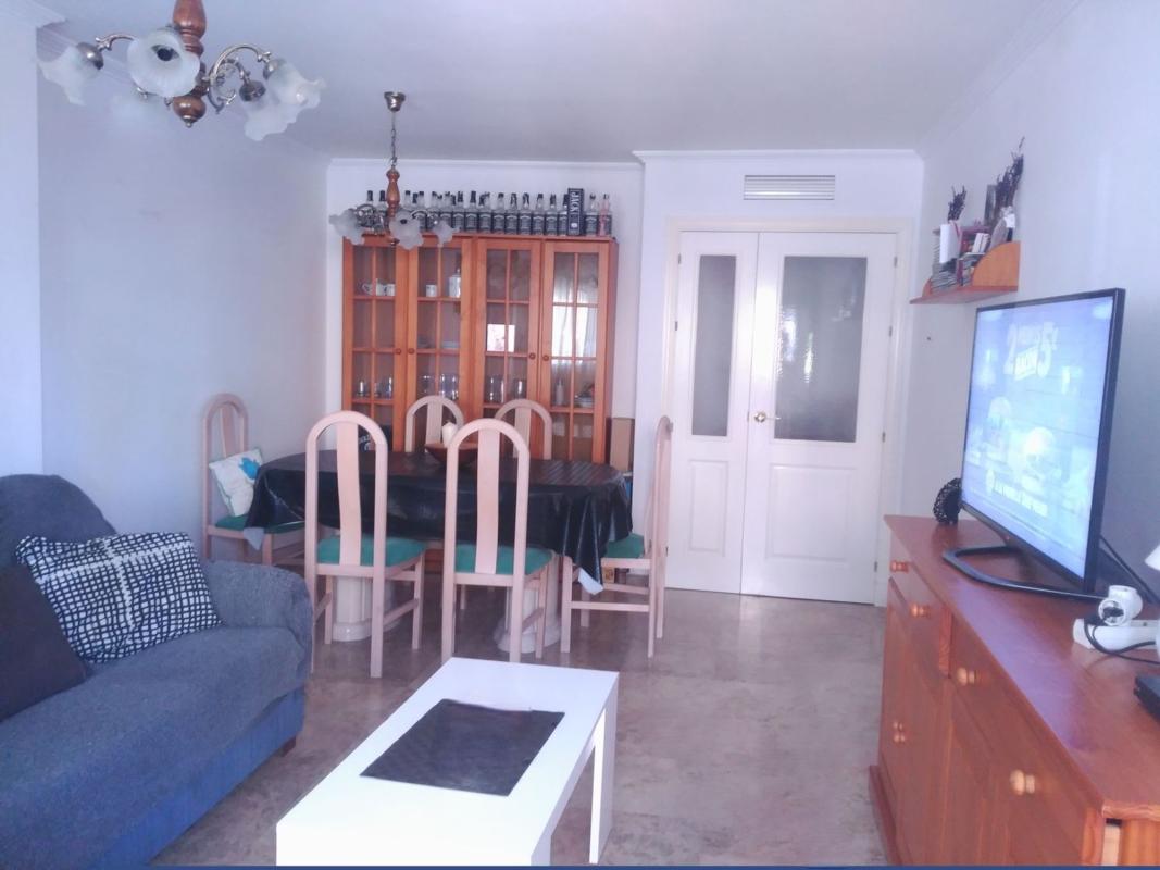 Venta de piso en Piso en Avenida Reina Sofia, 39, Puerto de Estepona, Estepona, Estepona
 photo 3