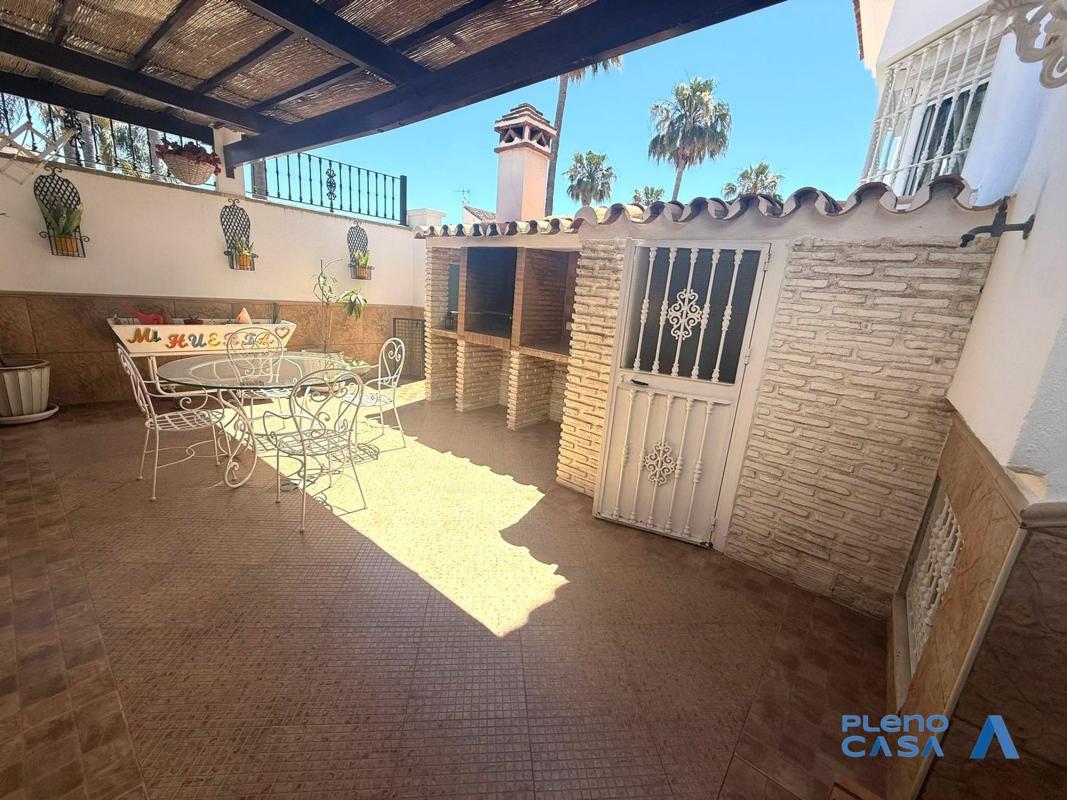 Properties for sale and rent in Spain photo 5