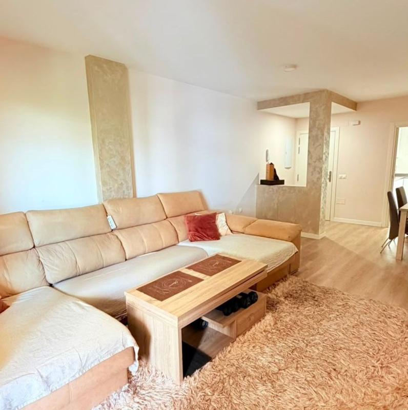Venta de piso en Piso en Calle Pío Baroja, 2, Rodeo Alto-Guadaiza-La Campana, Marbella, Marbella
photo 4
