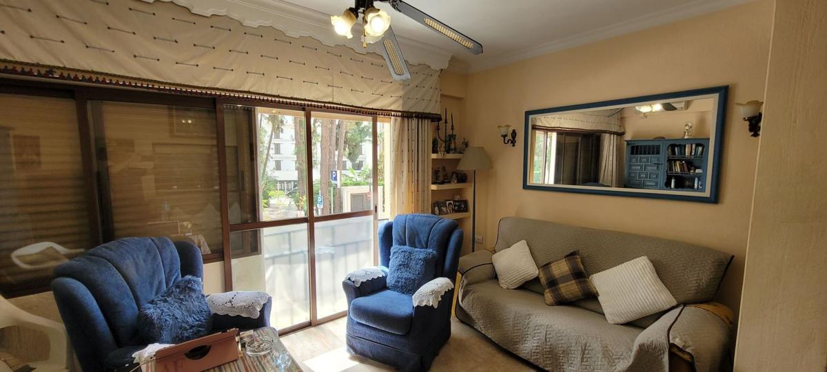 Venta de piso en Piso en Playa Bajadilla-Puertos, Marbella, Marbella
photo 2