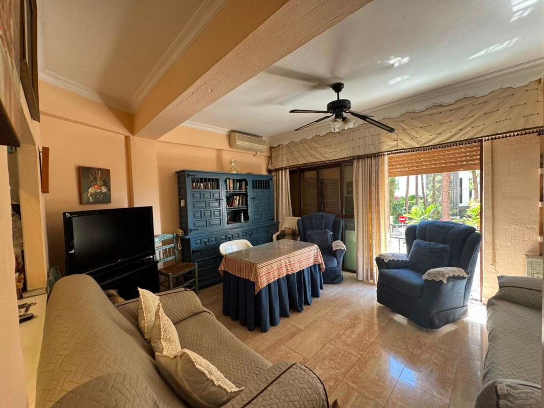 Venta de piso en Piso en Playa Bajadilla-Puertos, Marbella, Marbella
photo 3