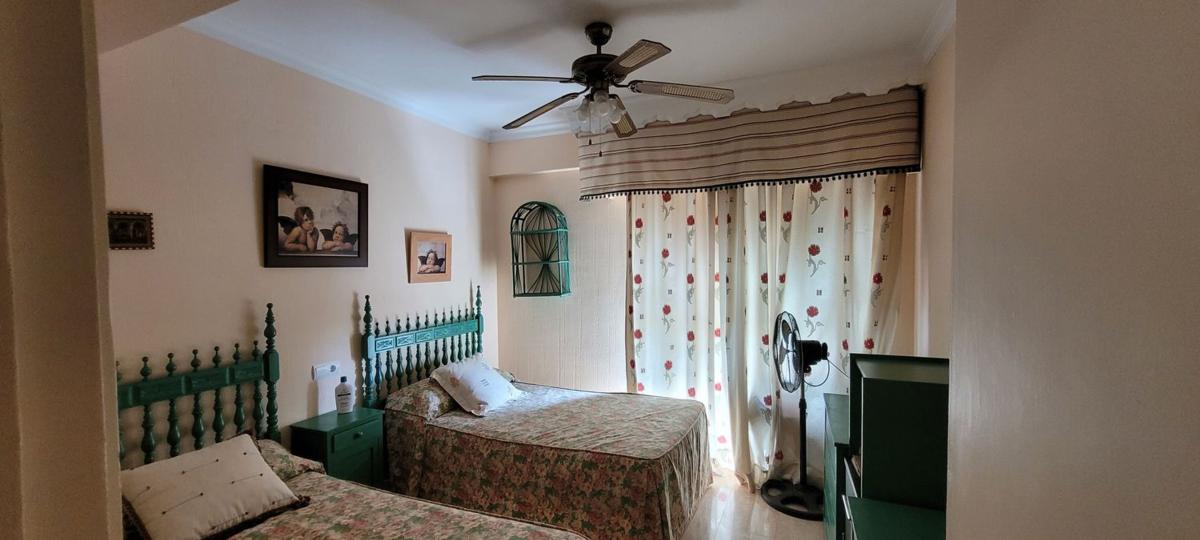 Venta de piso en Piso en Playa Bajadilla-Puertos, Marbella, Marbella
photo 5
