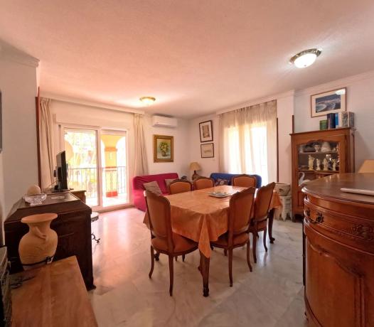 Sale of flat in Piso en Calle Víctor de la Serna, Playa de los Boliches, Fuengirola, Fuengirola
photo 1