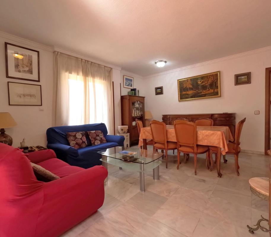 Sale of apartment in Piso en Calle Víctor de la Serna, Playa de los Boliches, Fuengirola, Fuengirola
 photo 4