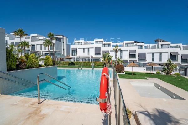 Chalet adosado en Calle Pitágoras, Añoreta Golf - Paraíso del Sol, Rincón de la Victoria photo 1