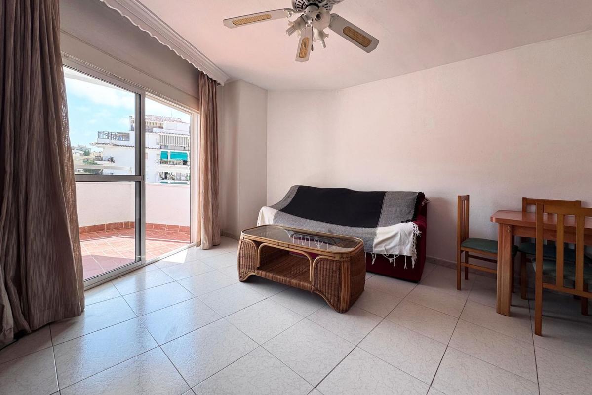 Sale of apartment in Piso en Avenida Joan Miró, Calvario, Torremolinos, Torremolinos
photo 5