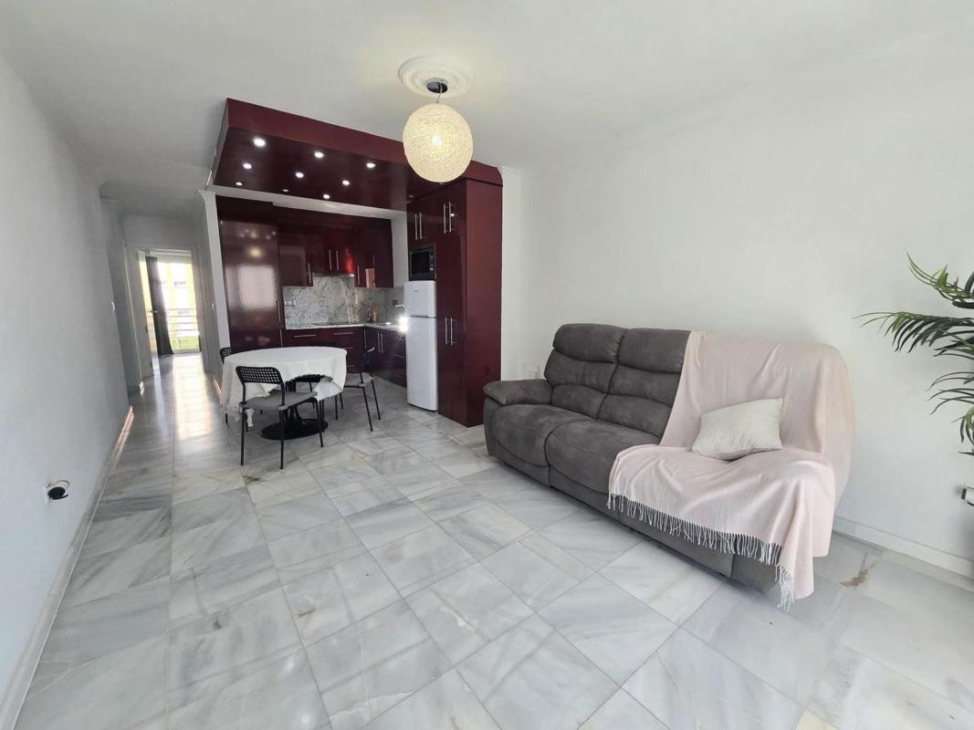 Sale of apartment in Piso en Manantiales - Estación de Autobuses, Torremolinos, Torremolinos
photo 5