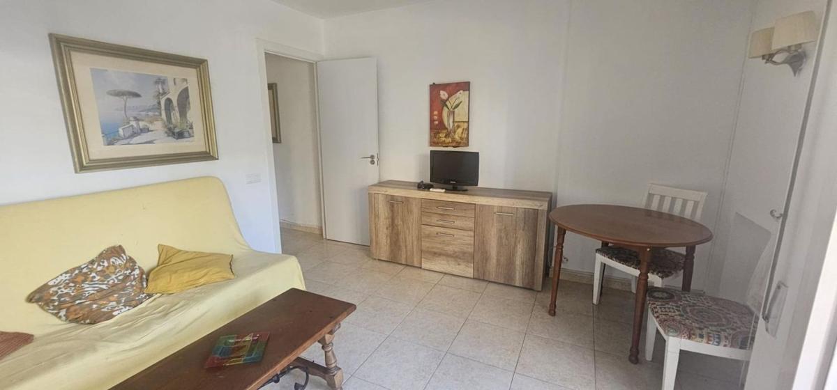Sale of apartment in Piso en Avenida Gamonal, Parque de la Paloma, Benalmádena, Benalmádena
photo 1
