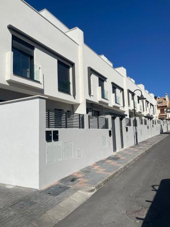 Chalet adosado en Calle Río Beiro, 11, Los Rios - Care, Mijas photo 1