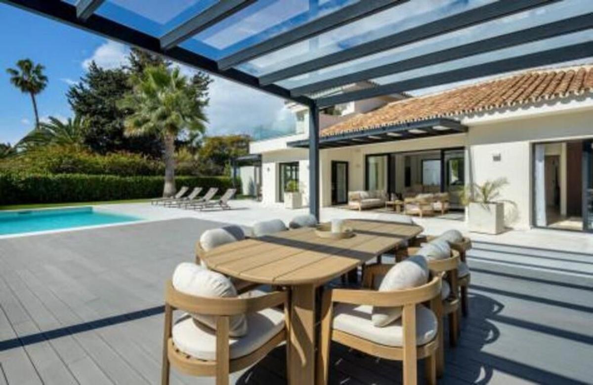 Properties for sale and rent in Spain photo 2