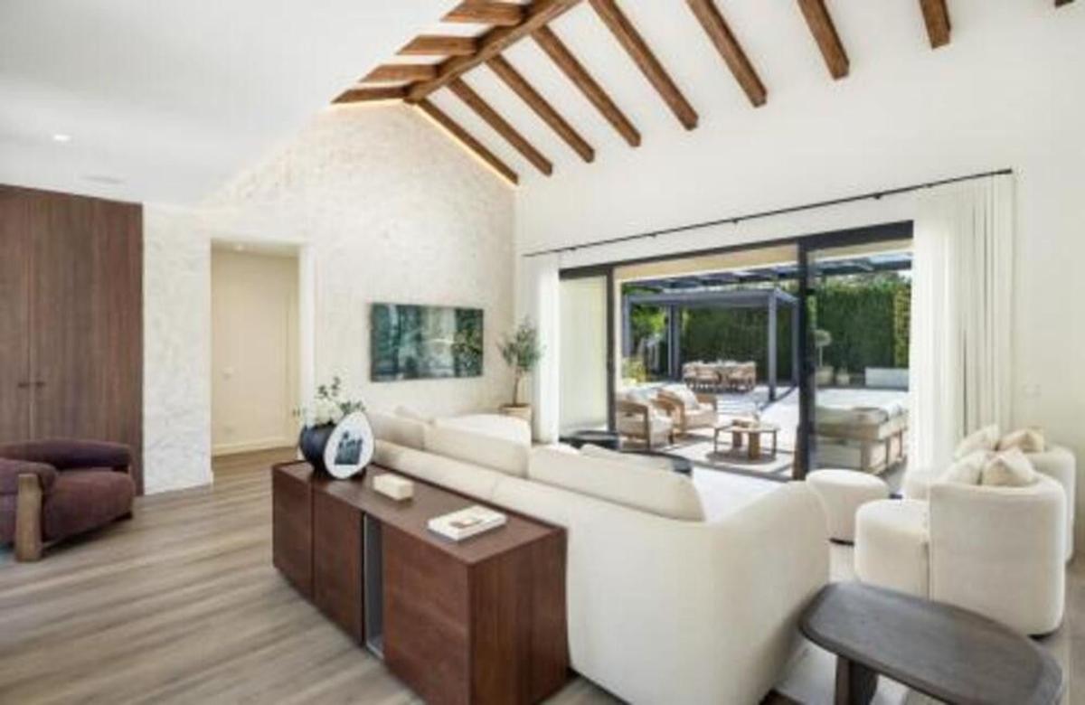 Properties for sale and rent in Spain photo 4