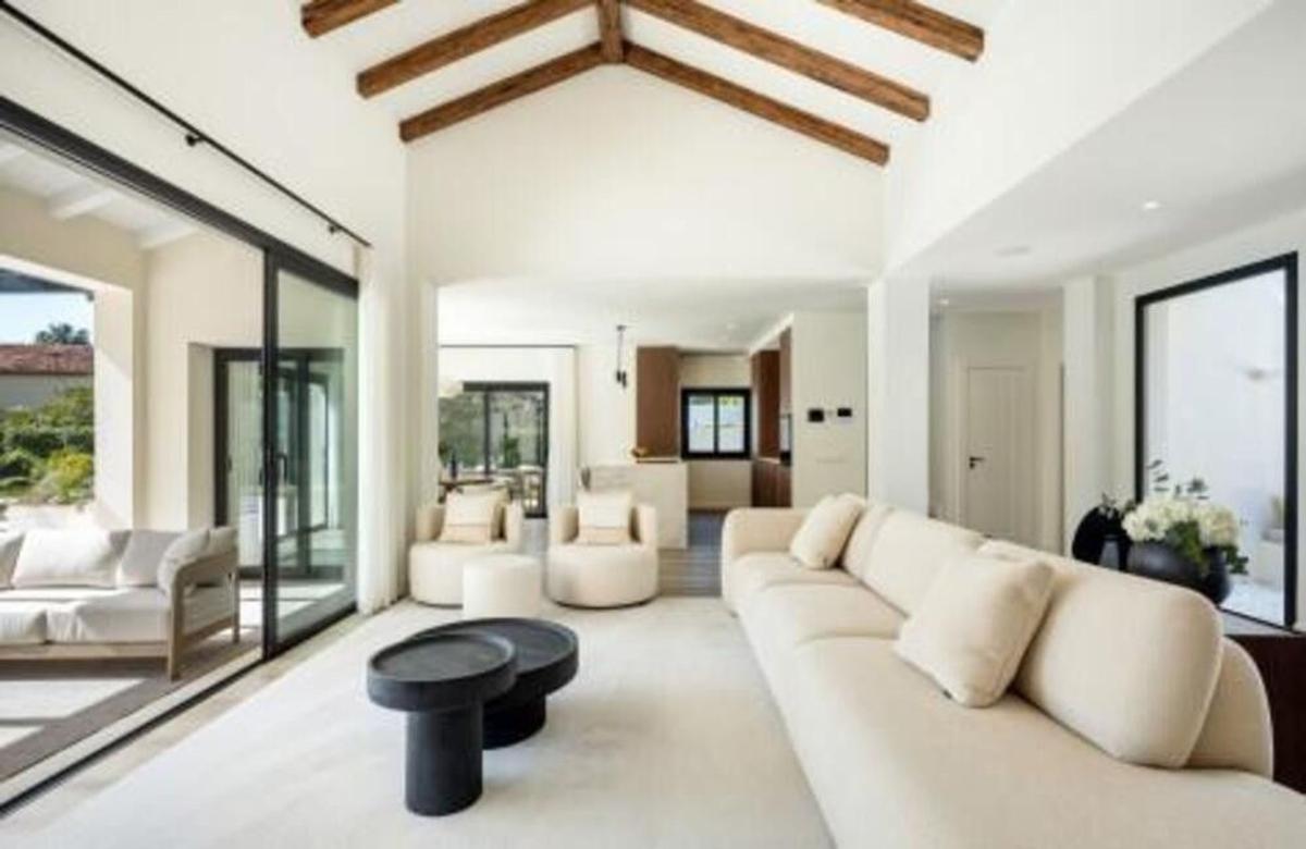 Properties for sale and rent in Spain photo 5