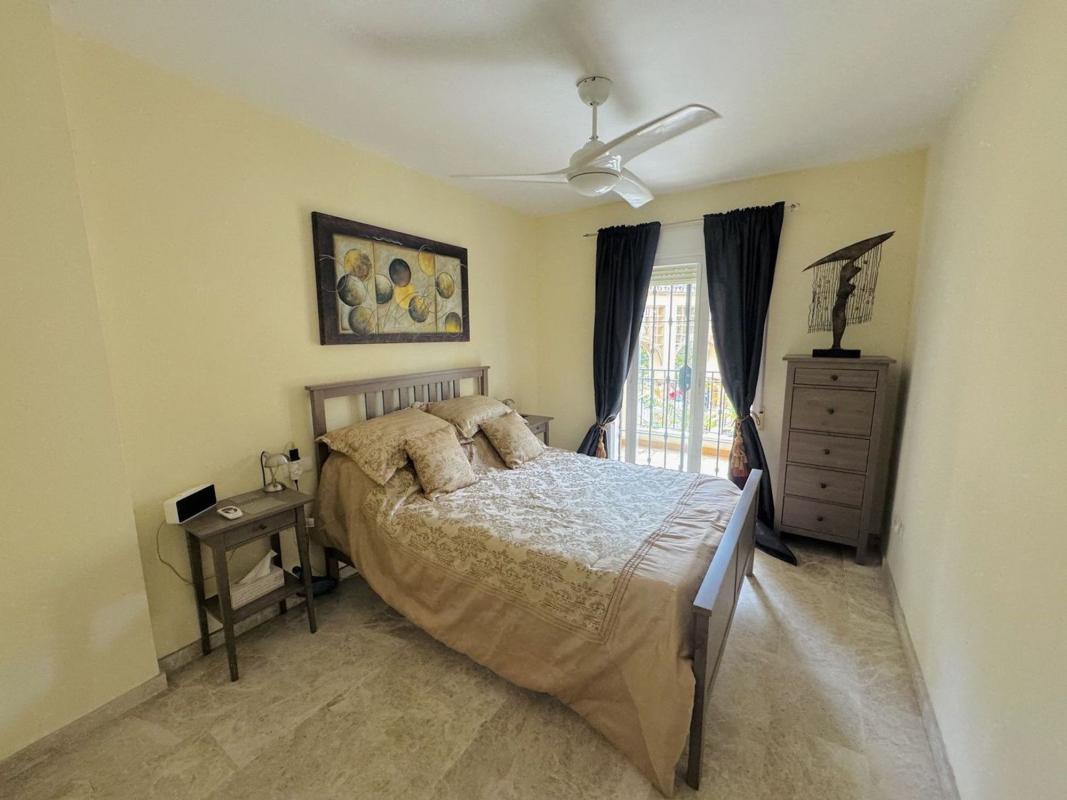 Venta de piso en Piso en Urbanización Atalaya Río Verde, 106, La Dama de Noche-La Alzambra, Marbella, Marbella
photo 4