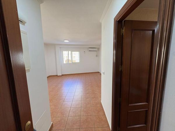 Продажа квартиры на Piso en Calle Río Padrón, 28, Los Rios - CARE, Mijas, Михас
photo 1