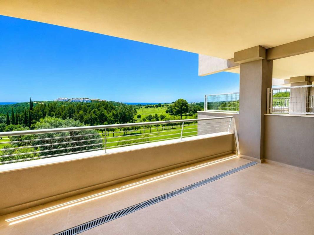 Sale of apartment in Piso en Estepona Golf, Estepona, Estepona
 photo 3