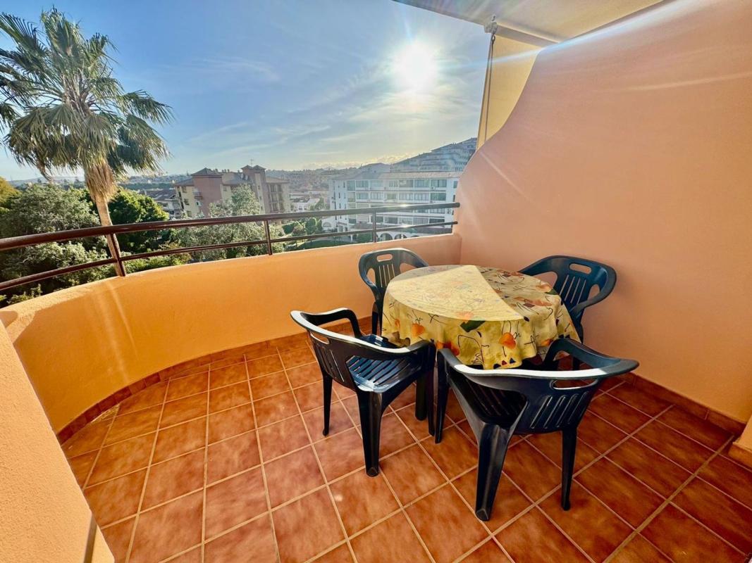 Sale of apartment in Piso en Calle Chumbera, 2, Los Pacos, Fuengirola, Fuengirola
photo 1