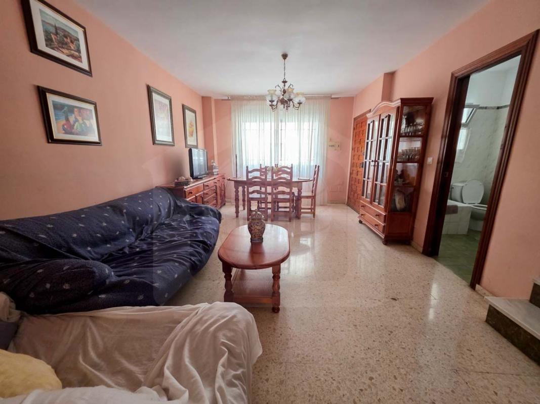 Propiedades en venta y alquiler en España photo 2