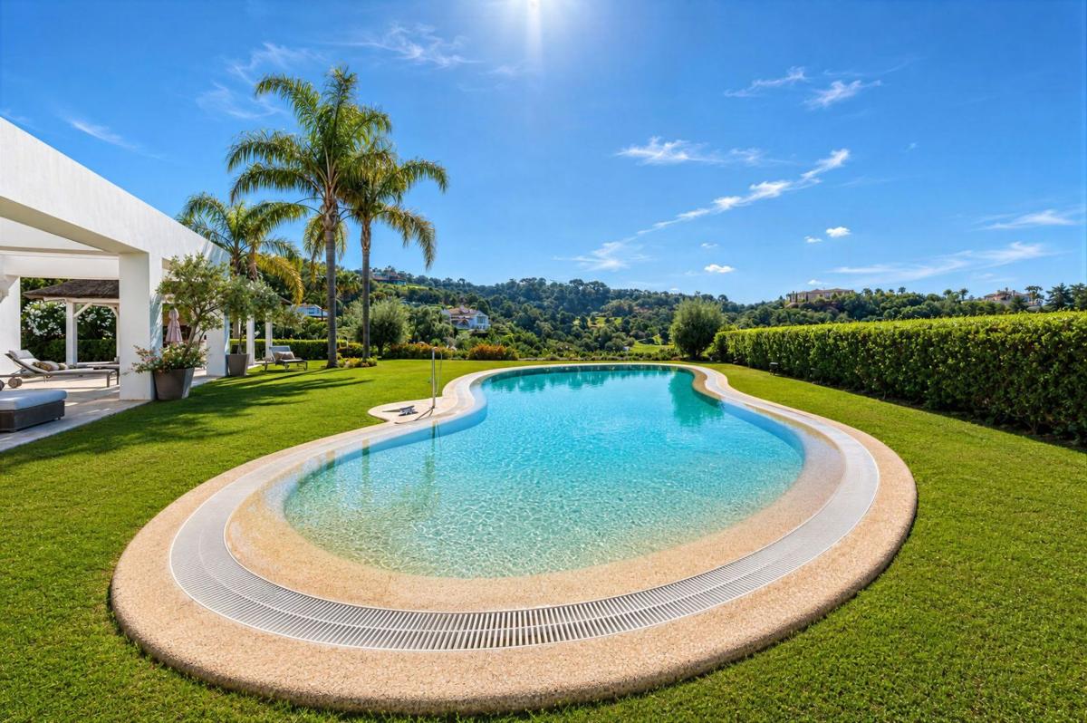 Properties for sale and rent in Spain photo 3