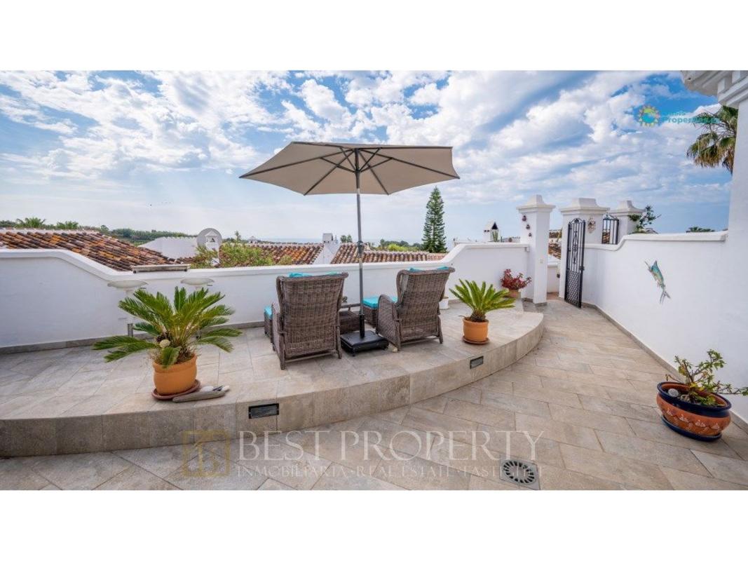 Sprzedaż mieszkania w Piso en Burriana, Nerja, Nerja
photo 1