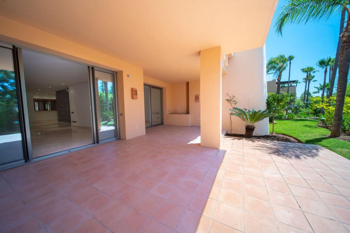 Venta de piso en Piso en Sierra Blanca, Marbella, Marbella
photo 3
