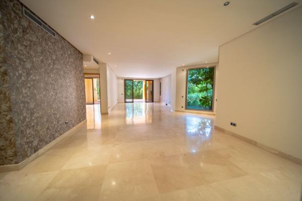 Venta de piso en Piso en Sierra Blanca, Marbella, Marbella
 photo 4