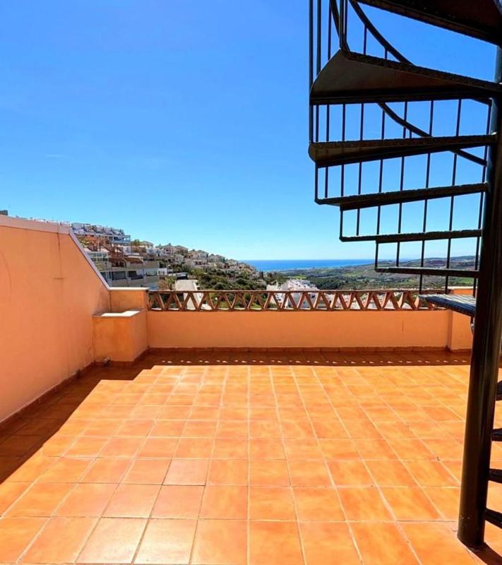 Продажа пентхауса на Ático en Calle Doña Julia, Doña Julia Golf, Casares, Касарес photo 2