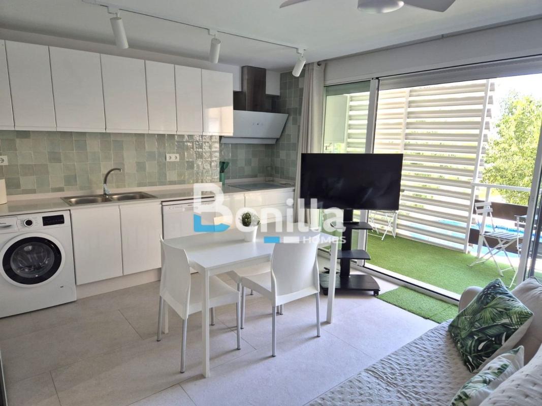 Venta de piso en Piso en Avenida de Colon, Paseo Marítimo de Levante, Vélez-Malaga, Vélez-Malaga
 photo 4
