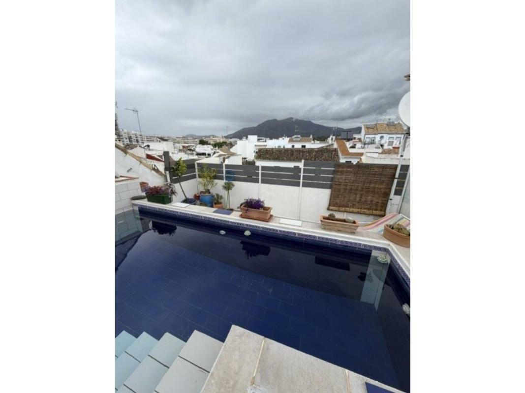 Sprzedaż niezależnego domku jednorodzinnego w Casa o chalet en Calle Cruz, Centro, Estepona, Estepona photo 3